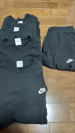 NIKE ブラック トレーナー4枚セット　パンツ1