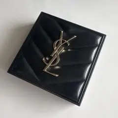 ほぼ新品 YSL オールアワーズ ハイパープレストパウダー