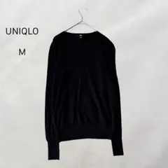 ユニクロ UNIQLO 黒ニット 薄手 毛100% 暖か シンプル カジュアル