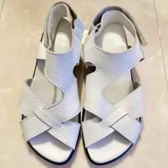 arche ホワイト レザー サンダル　35サイズ