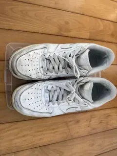 NIKE AIR FORCE 1 ホワイト スニーカー