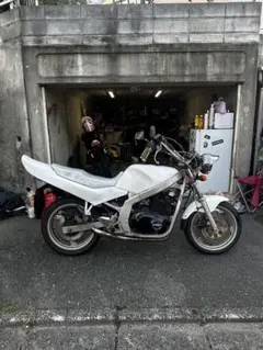 SUZUKI GS400E gk54a バイク車体のサムネイル