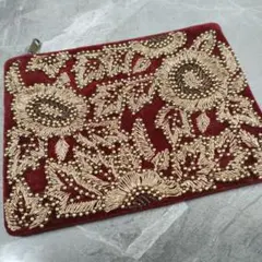 ベルベット 花柄刺繍 ビーズ装飾 ポーチ　クラッチバック　ROSE BUD　新品のサムネイル