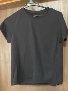 GU レディース　Tシャツ　S サイズ