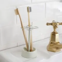 Item thumbnail for item 9f9770e2-a19e-4e4b-95ab-811cc8c67016