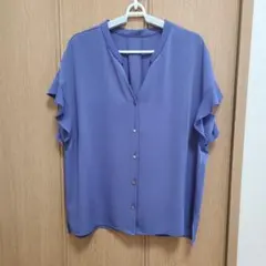 グリーンレーベルリラクシング　パープル フリル袖 Vネック シャツ