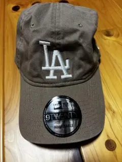 New Era 9TWENTY LA キャップ ブラウン