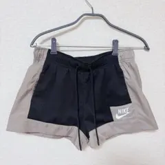 Nike Sportswear ショートパンツ Lサイズ　黒/ベージュ