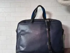 最終値下げLANVIN en Bleu ビジネスバッグ　バイカラーサフィアーノのサムネイル