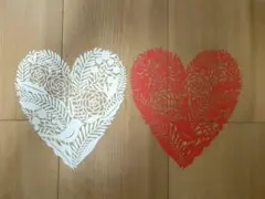【カラフル切り絵】ハート(紅白ペアセット)　壁面飾り