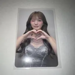 ② NiziU リオ　大阪　会場限定　トレカ　ニューエモ