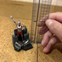 売ってない　ミニ　ジオラマ　ウルトラマン フィギュア 赤と銀 ウルトラマン フィギュア 赤と銀 - メルカリ