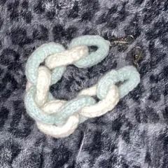 Item thumbnail for item 6a3c030d-b74e-4c52-b7d2-40892e337437