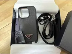 PRADA iPhone14proケース ストラップ付きのサムネイル