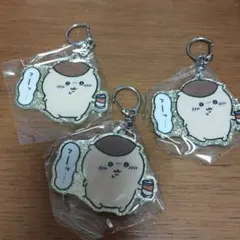 ちいかわ ラメアクリルキーホルダー くりまんじゅう