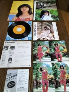 中森明菜さん　切り抜き付きEPシングルレコード(中古品)のサムネイル
