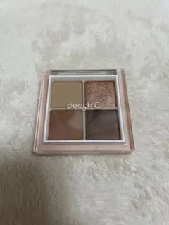 peach C アイシャドウ　01フォーリングインブラウン