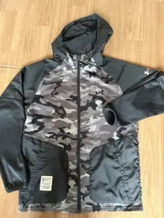 Under Armour 迷彩柄 アウター XL