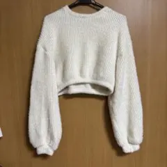 Bershka ホワイト 長袖ニット Mサイズ