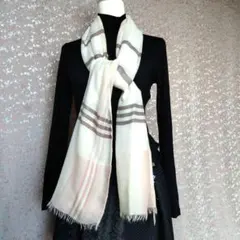 タグ付　クリーム色大判ストール 　ブラウンとピンクの優しいストライプ柄　超柔らか