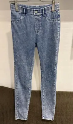 UNIQLO スキニーデニム Mサイズ ライトブルー