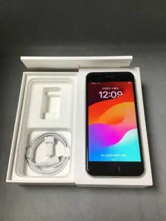 超美品　国内版　SIMフリー　iPhoneSE 第2世代　 128GB