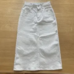 23区　32サイズ　ホワイトデニムスカート