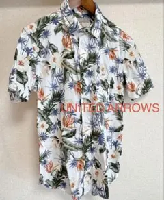【美品】ユナイテッドアローズ　アロハ風シャツ　コットン100% メンズMサイズのサムネイル