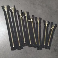 玉付きファスナー