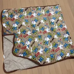 エイリアン　ディズニー　あったか敷パット　シングルサイズ