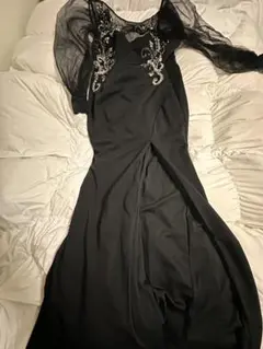 ビーズ装飾付き黒ナイトドレス　キャバドレス