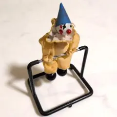 鉄棒するピエロ　とんがり帽子　置物　昭和レトロ　回転するピエロ　アンティーク