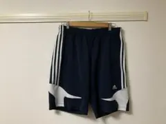 adidas アディダス　半ズボン