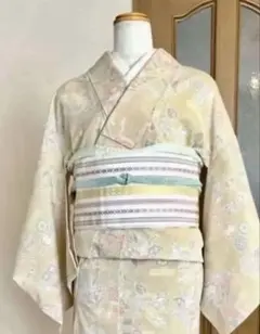 【美品】本場大島紬 白大島紬 着物 身丈158裄丈65 美品】本場大島紬 白大島紬 着物 身丈158裄丈65 - メルカリ