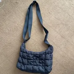 ダークグレー キルティング ショルダーバッグ