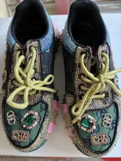 ビジュー付きカラフルスニーカー