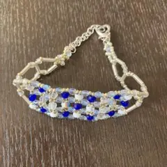 青と透明ビーズのブレスレット