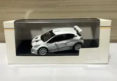 IXO 1/43 プジョー208 T16 R5 ホワイト ラリー テストカーのサムネイル