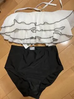 セシルマクビー　レジャー用水着　セパレート水着　ビキニのサムネイル