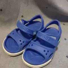クロックス　サンダル　青色　キッズ　13cm c5