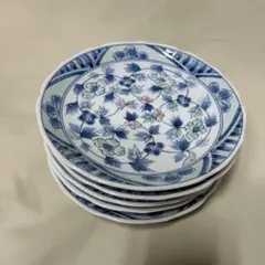 青い花柄の皿 5枚セット
