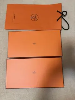 HERMESの大きめ空箱 二つセット　リボン　ショッパー付き