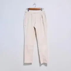 Bou jeloud アイボリー　カジュアル　シームライン　美脚 パンツのサムネイル