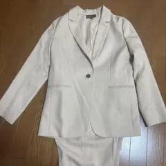 D*a様 最終値下げ☆ベージュ　パンツスーツ