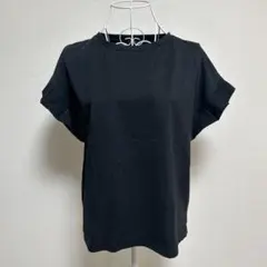 アーバンリサーチ・F 半袖Tシャツ フリル袖 ブラック コットン混合のサムネイル