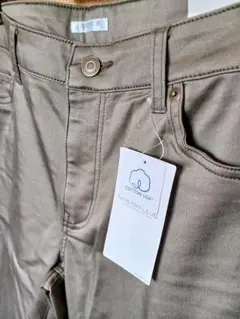 人気色　スキニーパンツ　カーキ ※写真追加あり