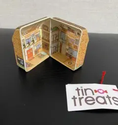 イギリス　ドールハウス型　空き缶