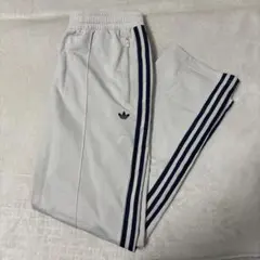 アディダス　ベッケンバウアートラックパンツ　クリアブラウンiz4926ベージュ