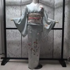 D744 訪問着 蝶々 花模様 金彩 正絹 着物 袷 しつけ糸付き未使用極美品