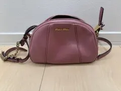 MIU MIU ピンク レザー ショルダーバッグ